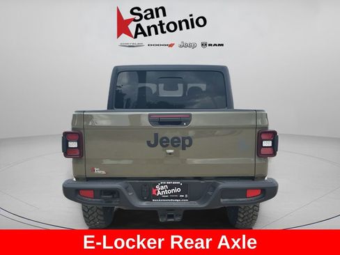 New 2026 Jeep Gladiator Willys AWD/4WD image 8
