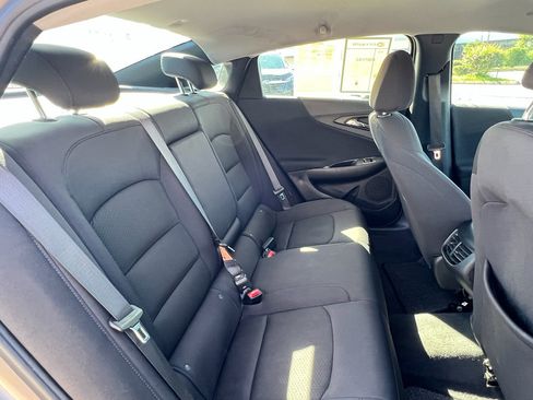 Used 2023 Chevrolet Malibu LT w/ Driver Confidence Package FWD image 16