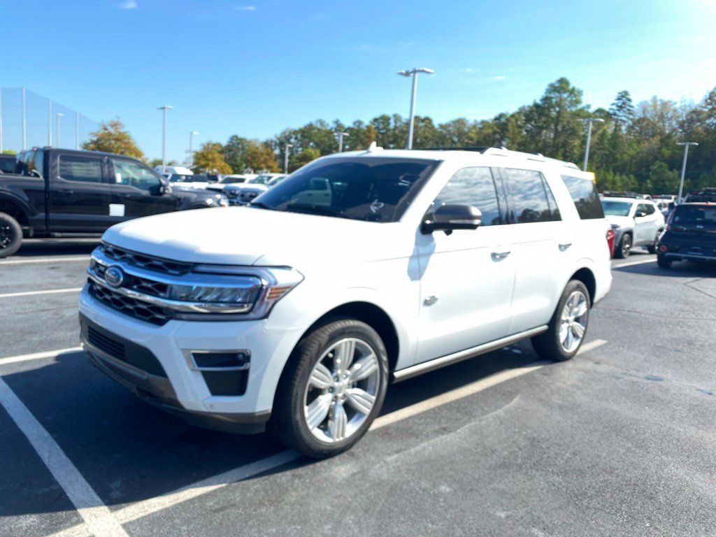 Used 2024 Ford Expedition King Ranch AWD/4WD image 3