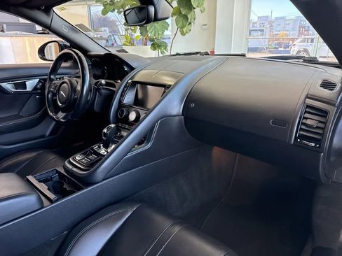 Used 2016 Jaguar F-TYPE S image 15