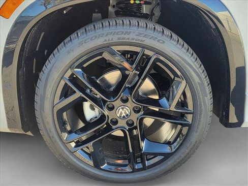 New 2026 Volkswagen Tiguan SE R-Line image 10