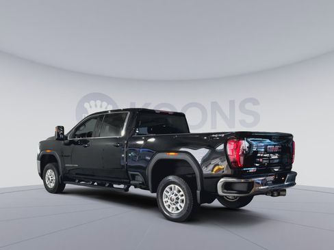 Used 2023 GMC Sierra 2500 SLE w/ SLE Convenience Package image 11