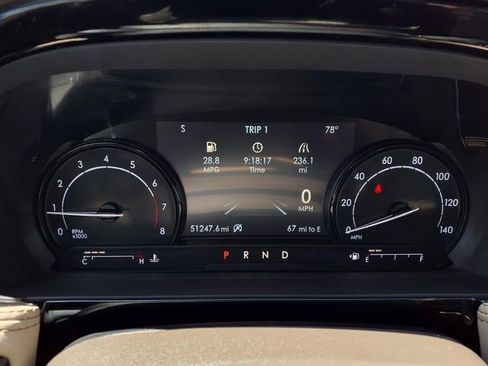 Used 2022 Lincoln Corsair FWD image 9