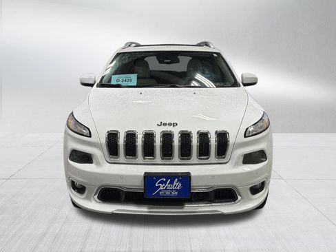 Used 2018 Jeep Cherokee Overland w/ Technology Group AWD/4WD image 2