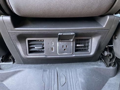 New 2026 GMC Sierra 1500 SLE w/ Preferred Package image 14