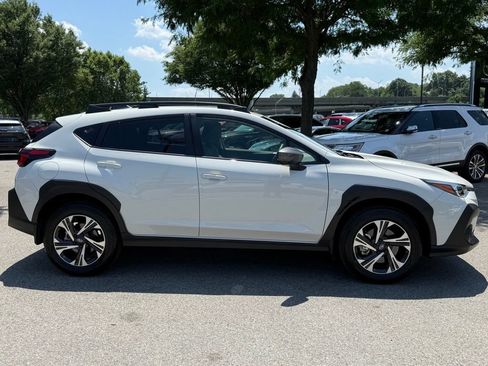 Used 2024 Subaru Crosstrek 2.0i Premium AWD/4WD image 11
