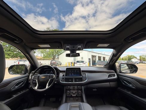 Used 2022 Chevrolet Tahoe LT w/ LT Signature Plus Package AWD/4WD image 34