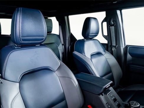 Used 2024 Ford Bronco Outer Banks image 52