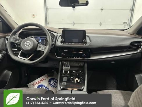 Used 2021 Nissan Rogue SV image 21