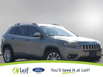 Used 2019 Jeep Cherokee Latitude w/ Popular Appearance Group
