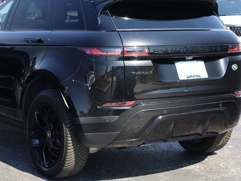 Used 2022 Land Rover Range Rover Evoque SE image 7