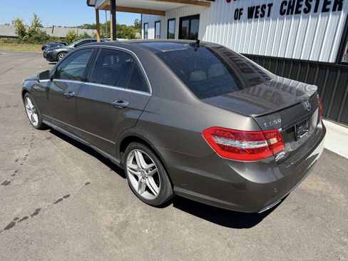 Used 2011 Mercedes-Benz E 550 4MATIC Sedan w/ Premium 2 Pkg image 12