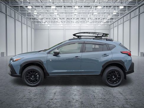 Used 2025 Subaru Crosstrek 2.0i Premium w/ Crosstrek Mirror Package AWD/4WD image 2