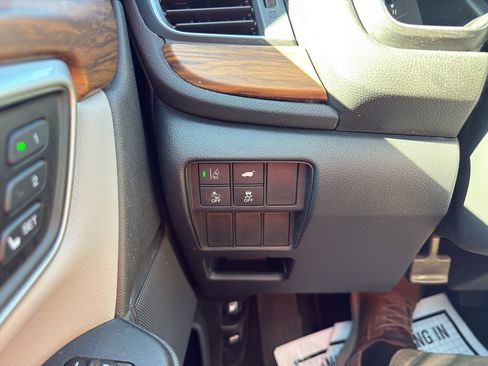 Used 2020 Honda CR-V Touring image 26