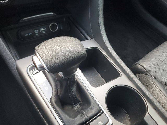 Used 2020 Kia Optima SE FWD image 27
