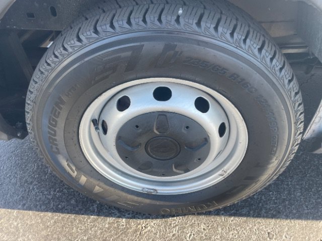 Used 2020 Ford Transit 150 XL RWD image 20