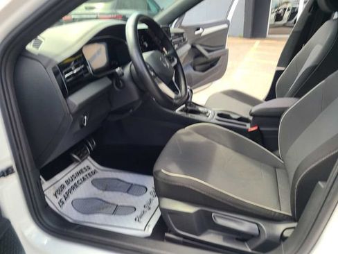Used 2025 Volkswagen Jetta Sport FWD image 14