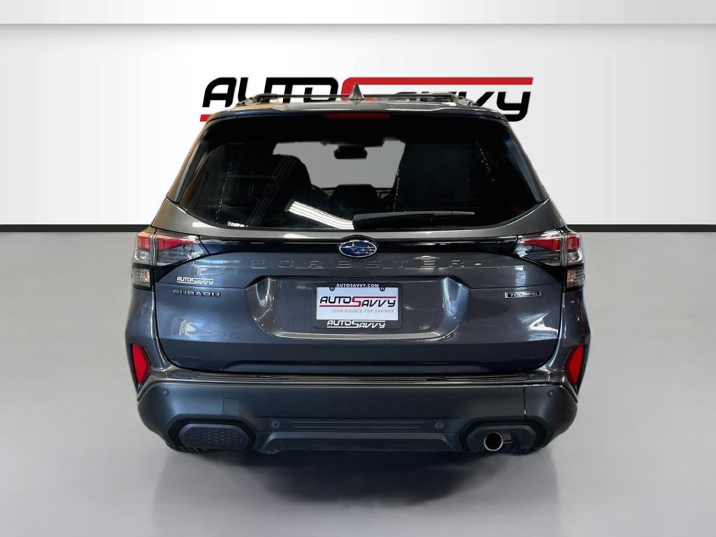 Used 2025 Subaru Forester Touring w/ Popular Package - Touring AWD/4WD image 6