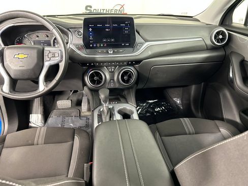 Used 2024 Chevrolet Blazer LT w/ Convenience Package FWD image 18