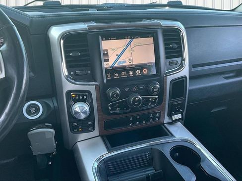 Used 2016 RAM 1500 Laramie w/ Convenience Group image 10