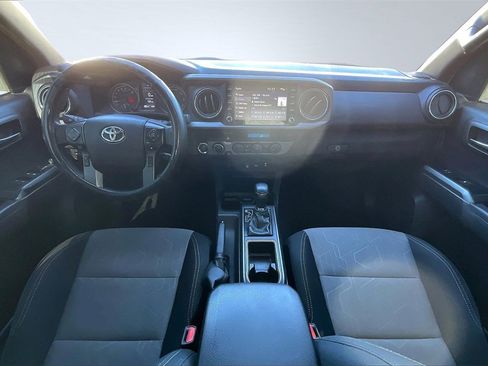 Used 2023 Toyota Tacoma TRD Off-Road image 17