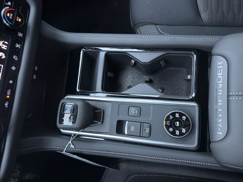 New 2026 Nissan Pathfinder SV image 22