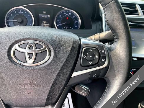 Used 2015 Toyota Camry XLE FWD image 17