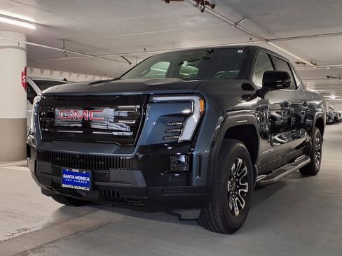 New 2026 GMC Sierra EV Elevation w/ Premium Package image 20