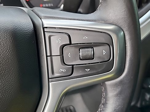 Used 2022 Chevrolet Silverado 2500 LTZ w/ LTZ Convenience Package AWD/4WD image 18
