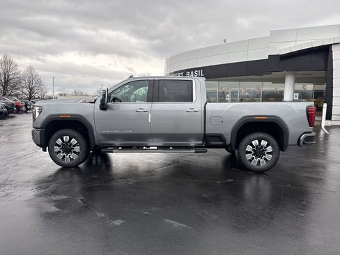 New 2026 GMC Sierra 2500 Denali w/ Denali Reserve Package image 7