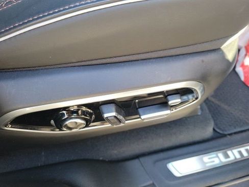 Used 2024 Jeep Grand Cherokee L Summit image 41