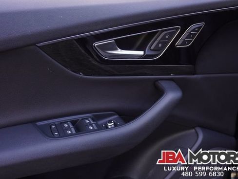 Used 2017 Audi Q7 3.0T Prestige w/ Prestige Package AWD/4WD image 91