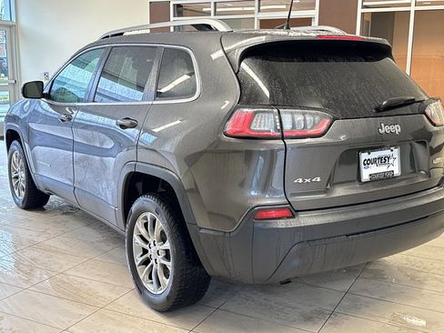 Used 2020 Jeep Cherokee Latitude Plus w/ Comfort/Convenience Group image 6