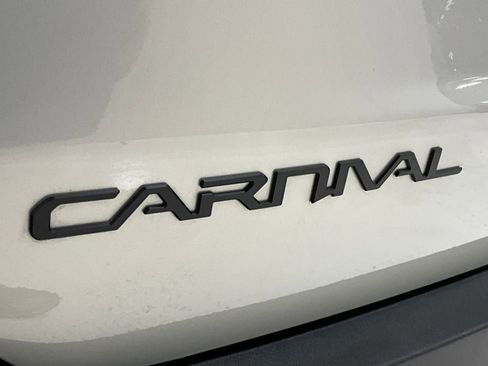 Used 2026 Kia Carnival SX Prestige image 30