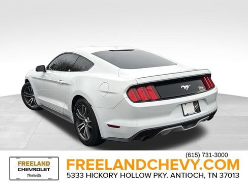 Used 2016 Ford Mustang Premium image 5