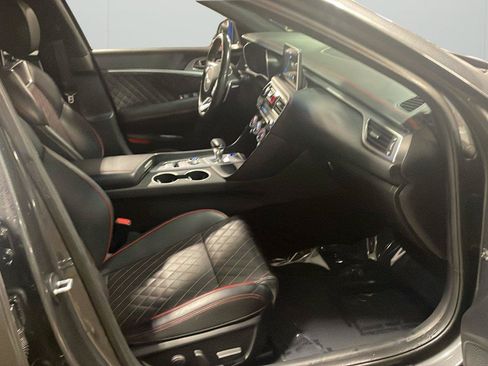 Used 2019 Genesis G70 2.0T Advanced w/ Sport Package RWD image 14