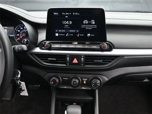 Used 2024 Kia Forte LXS w/ LXS Technology Package image 15