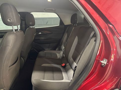 Used 2025 Chevrolet TrailBlazer LT image 24