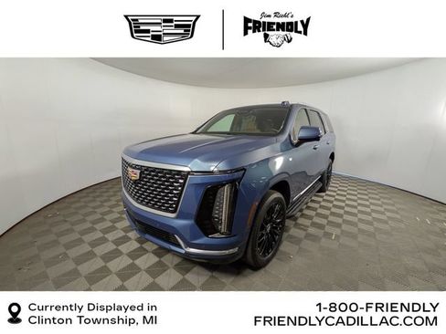 Used 2025 Cadillac Escalade Premium Luxury AWD/4WD image 1
