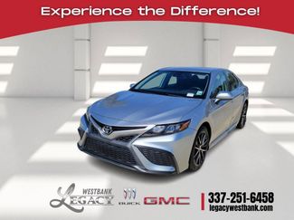Used 2021 Toyota Camry SE video 1