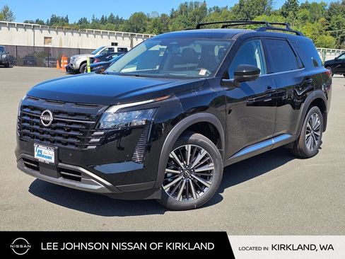 New 2026 Nissan Pathfinder Platinum w/ Cargo Package AWD/4WD image 1