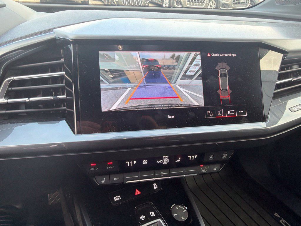 Used 2022 Audi Q4 e-tron Prestige AWD/4WD image 11