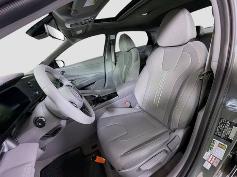 Used 2026 Hyundai Elantra SEL Sport Premium FWD image 13