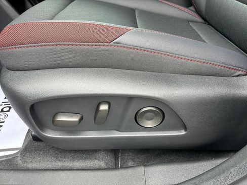 New 2027 Chevrolet Equinox RS w/ Safety and Technology Package AWD/4WD image 4