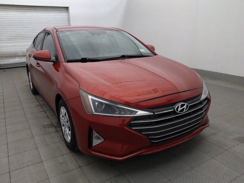 Used 2020 Hyundai Elantra SE FWD image 13