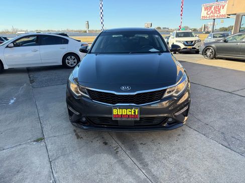 Used 2019 Kia Optima EX w/ EX Premium Package image 2