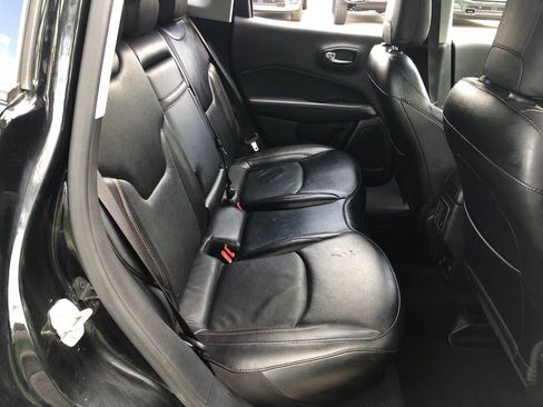 Used 2020 Jeep Compass Limited w/ Rear Convenience Group AWD/4WD image 27