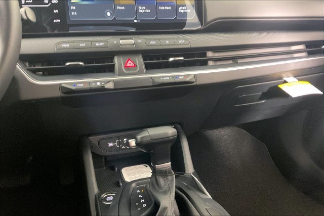 New 2027 Kia K4 GT-Line Turbo w/ GT-Line Sunroof Package FWD image 7