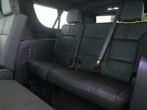 Used 2024 Chevrolet Suburban RST image 29