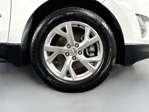 Used 2019 Chevrolet Equinox LT AWD/4WD image 43